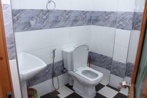 Hostal Orchid Rest