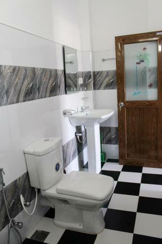 Hostal Orchid Rest