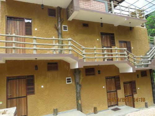 Hotel Sinharaja Adventure Resort