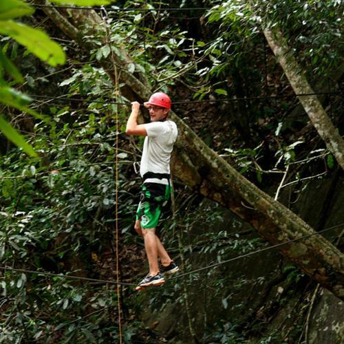 Hotel Sinharaja Adventure Resort