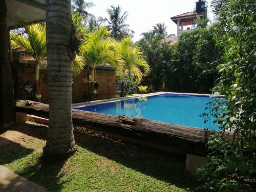Pavana Hotel