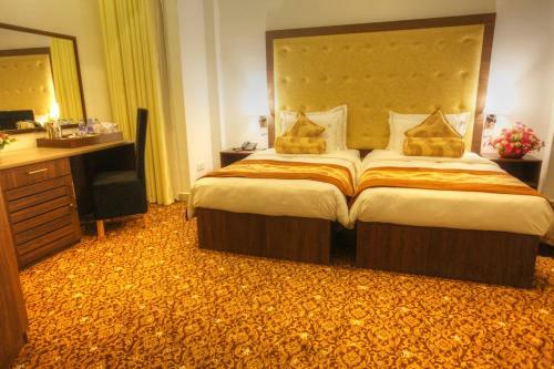 The Queensburry Hotel