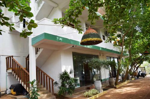 Rupa's Hotel