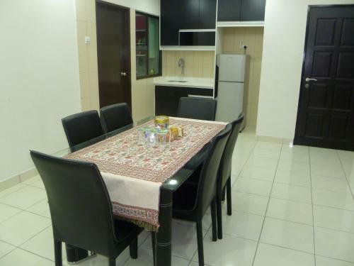 Apartamento Indah Alam Condo