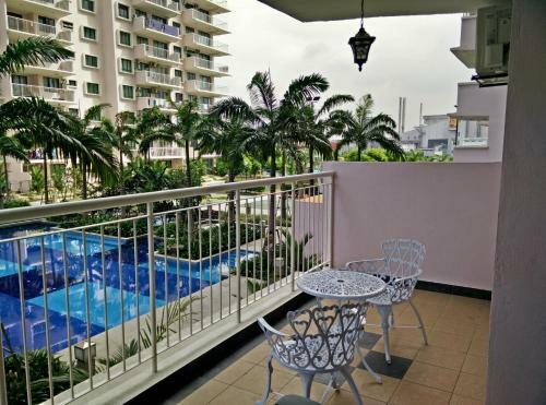 Apartamento Indah Alam Condo