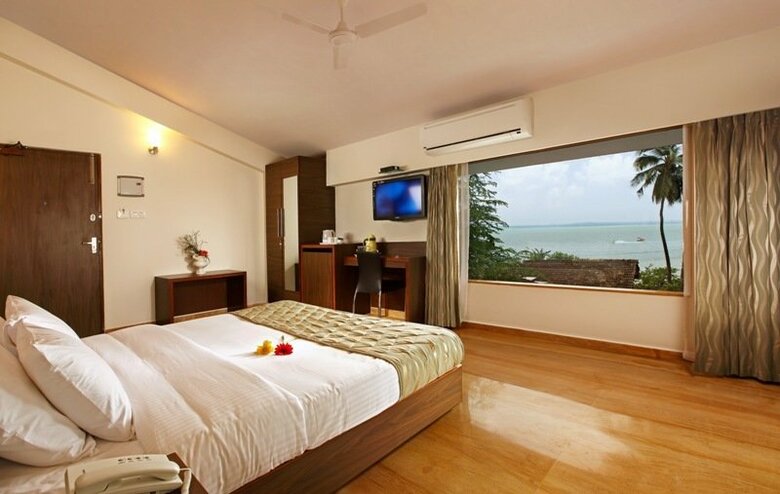 Hotel Pastina Beach Resort