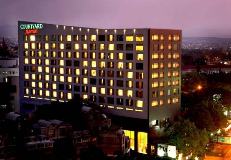 Hotel Courtyard By Marriott Pune City Centre