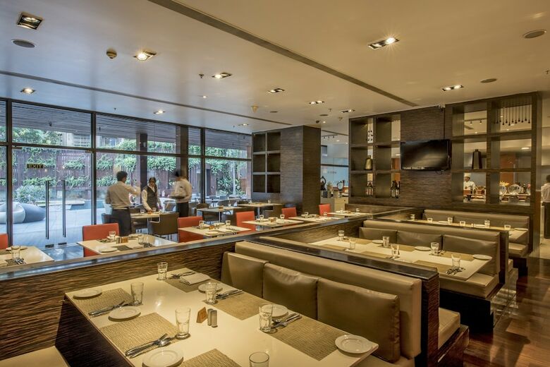 Hotel Courtyard By Marriott Pune City Centre