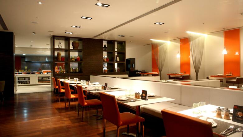 Hotel Courtyard By Marriott Pune City Centre