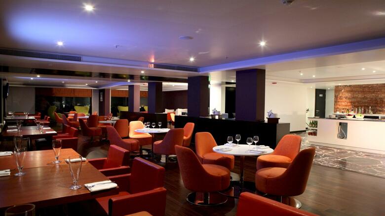 Hotel Courtyard By Marriott Pune City Centre
