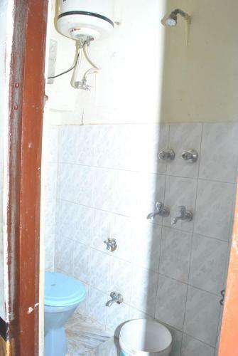 Hostal Priya Guest House