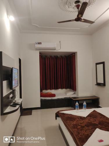 Hostal Hotel Pushkar Regency