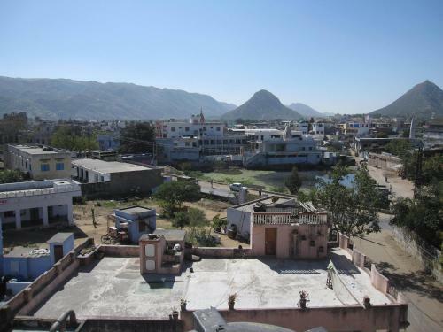 Bed & Breakfast Keshav Palace