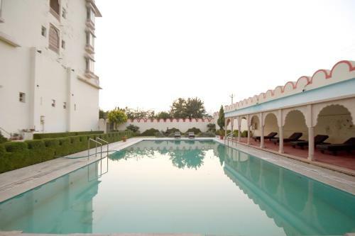 Hotel Satyam Palace
