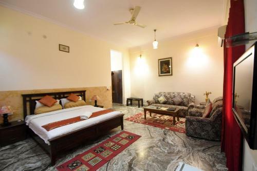 Hotel Satyam Palace