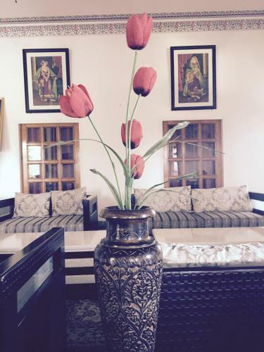 Hotel Satyam Palace