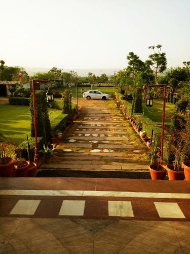 Hotel Satyam Palace