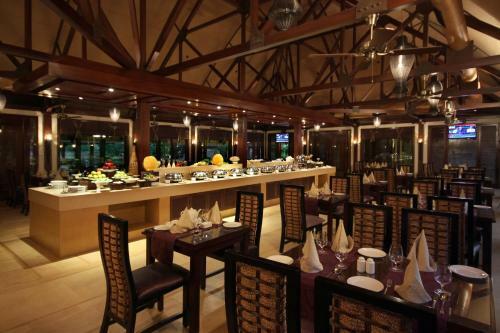 Hotel Ananta Spa & Resorts