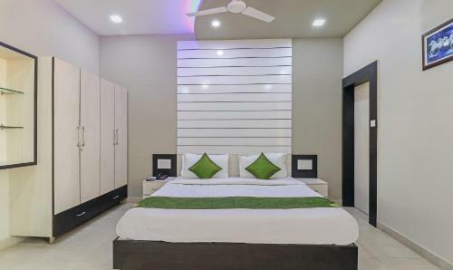 Hotel Raj Garden