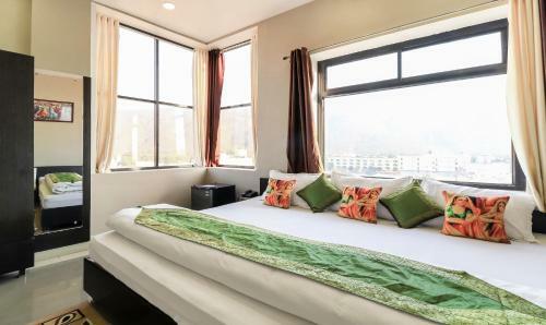 Hotel Raj Garden