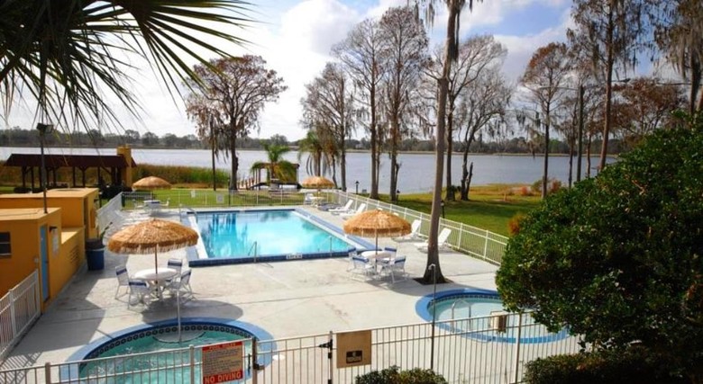 Hotel Howard Johnson Inn Lakefront