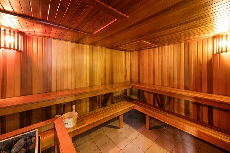 Hotel Meriton Serviced Apartments-world Tower