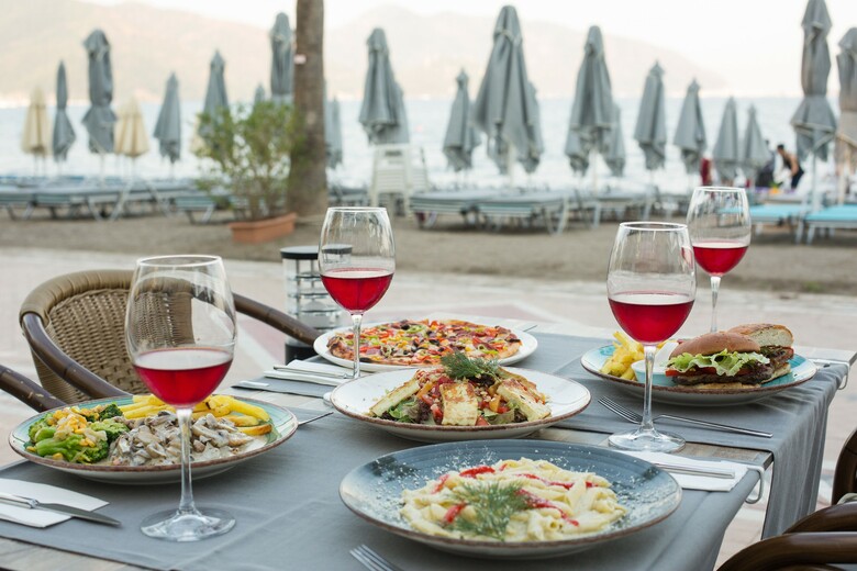 Kocer Beach Hotel