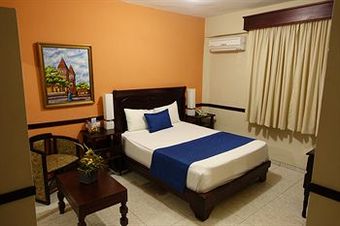 Hotel Platino (.)