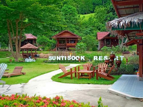 Hotel Suntisook Resort