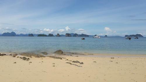 Hotel Suntisook Resort