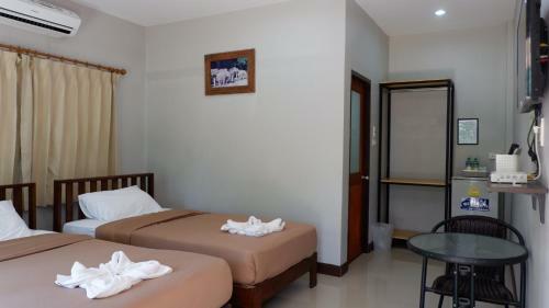 Resort Railumpoo (farm And Camping)