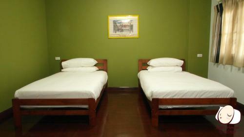 Hostal Egg's House