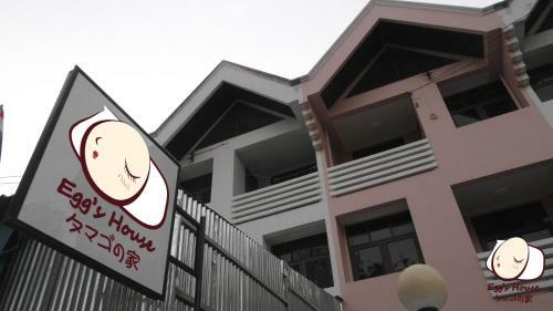 Hostal Egg's House