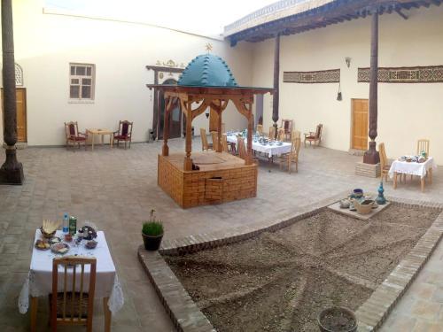 Hotel Qosha Darvoza