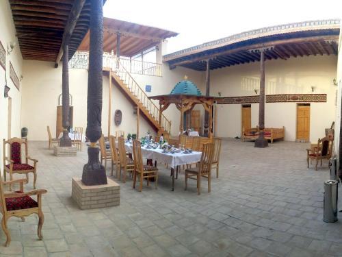 Hotel Qosha Darvoza