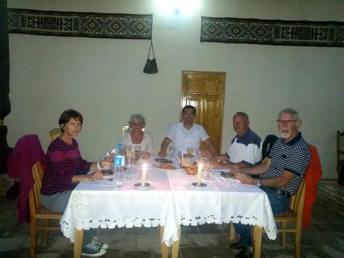 Hotel Qosha Darvoza