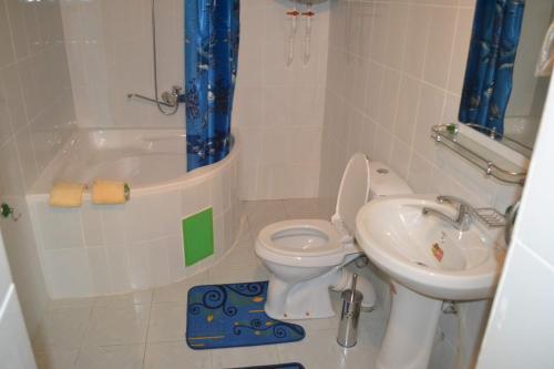 Hotel Qosha Darvoza