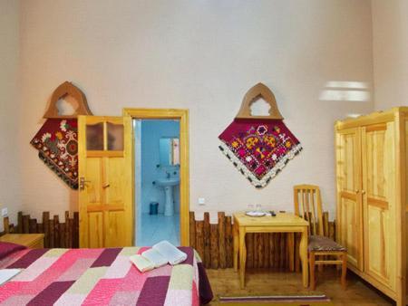 Hotel Qosha Darvoza