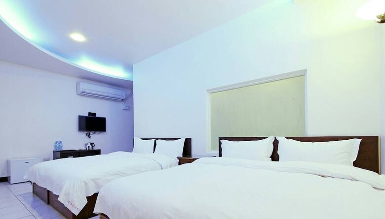Bed & Breakfast Paris Villa