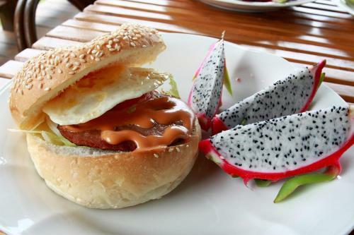 Bed & Breakfast Suto Home