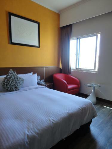 Royal Hotel