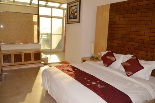 Yake Homestay