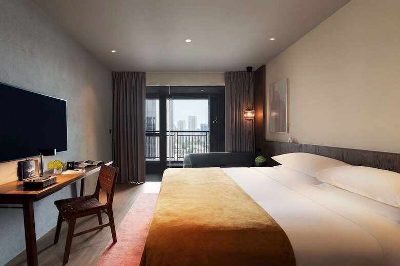 Home Hotel Da-an