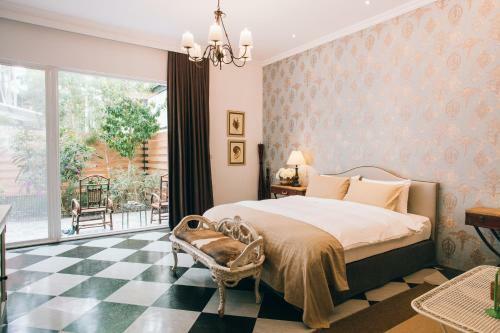 Look Bed And Breakfast