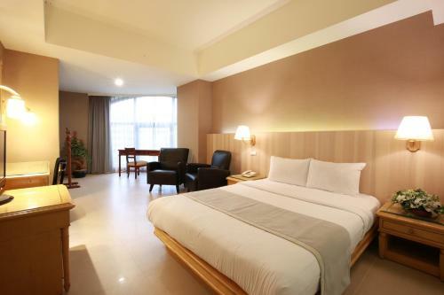 Highness Hotel
