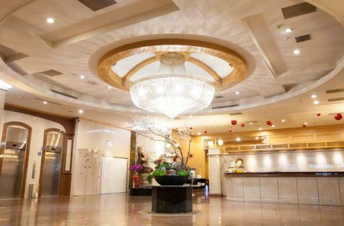 Highness Hotel