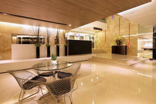 52 Hotel