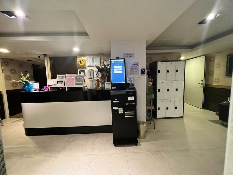 Hotel If Inn