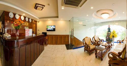Sunflower Hotel