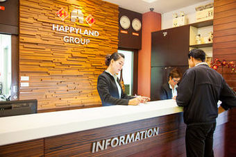 Hotel Happyland Mansion